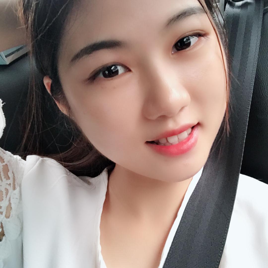 Lily汐颜