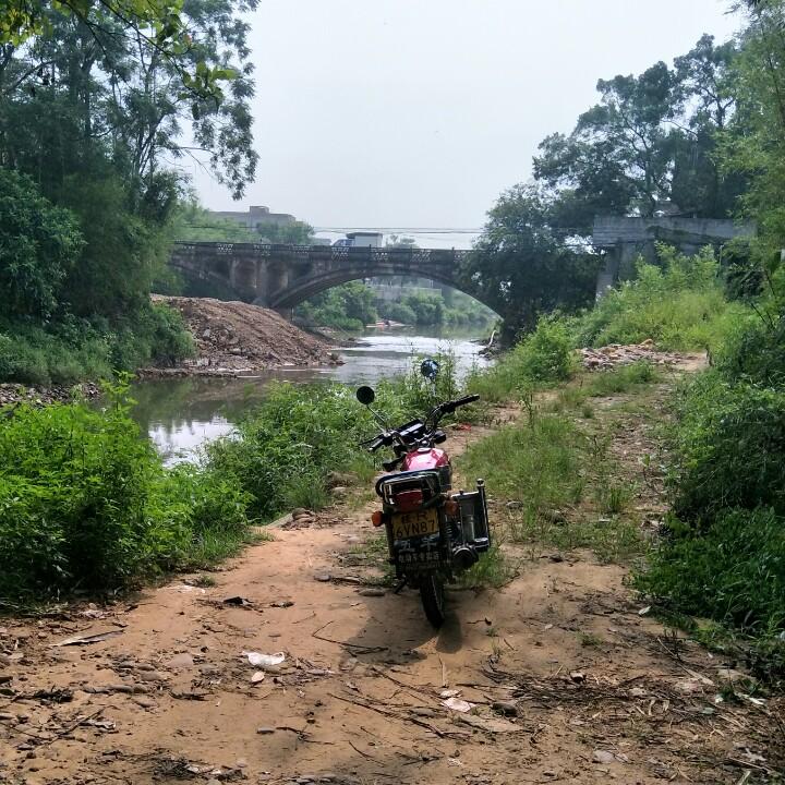 何以解忧，唯有暴富。