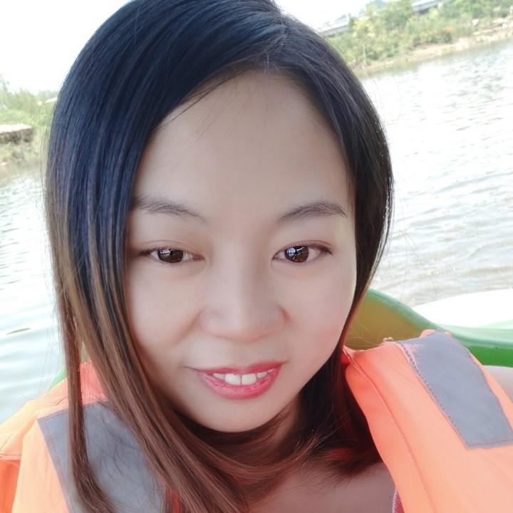 罗堞意