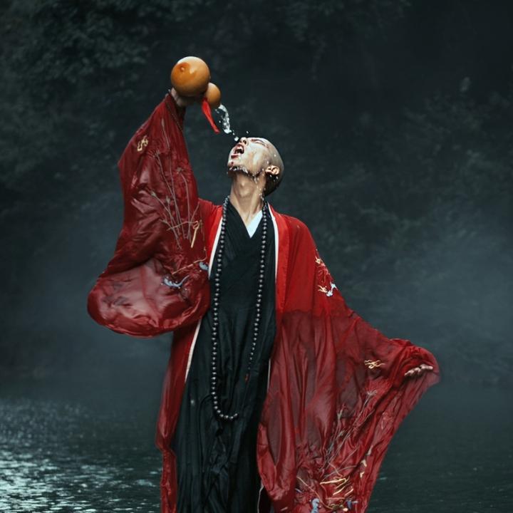 牵着蚂蚁去流浪