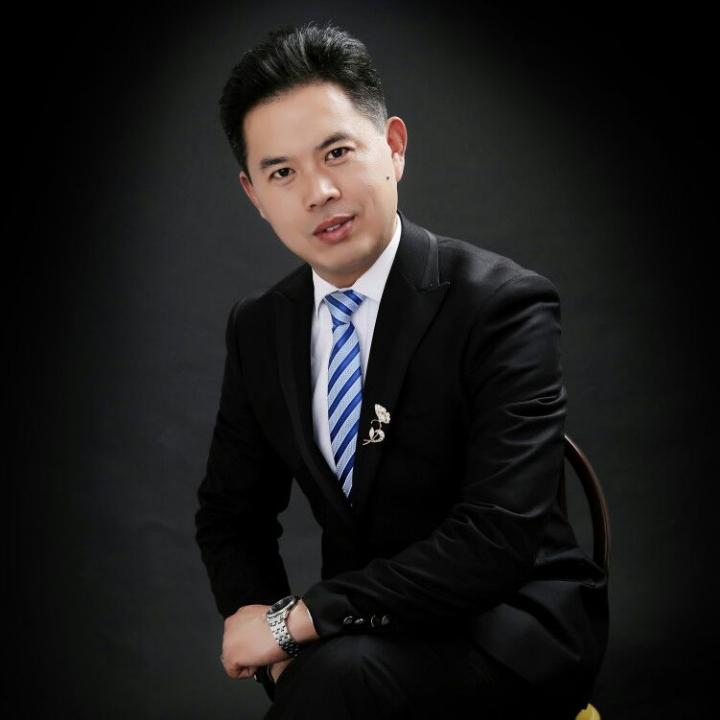 邓州 婚纱*婚礼 伟哥（招学员）