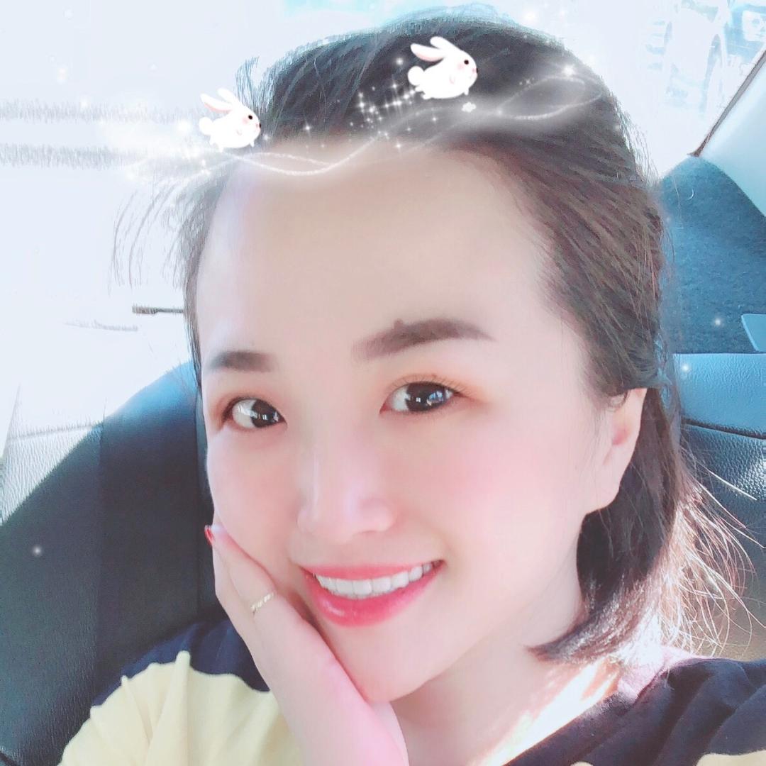 莉莉