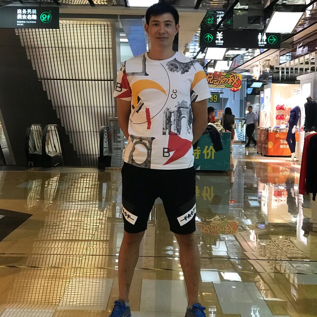 吴川美通金伯顿门窗一水哥