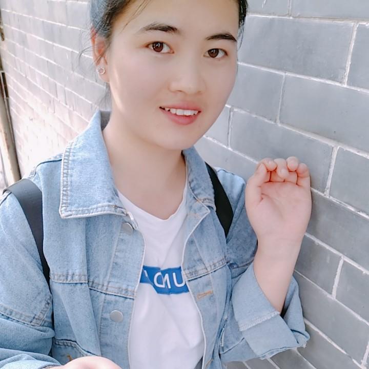 杨雪。