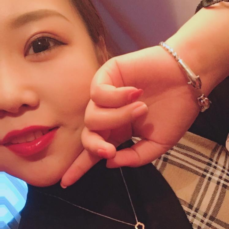 娜了个妹儿