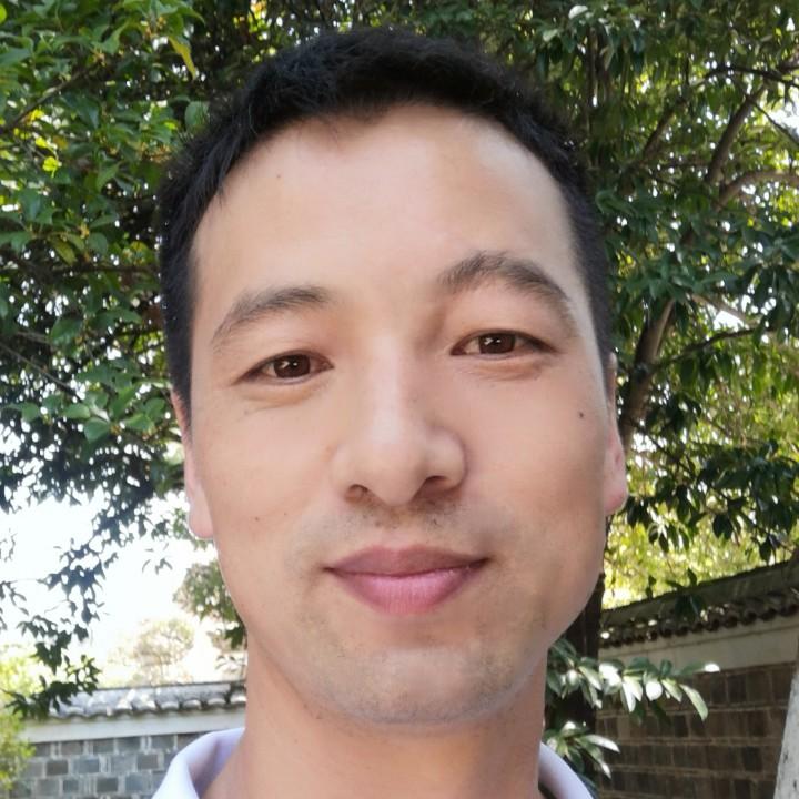 张亮