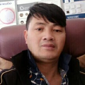 何家小房