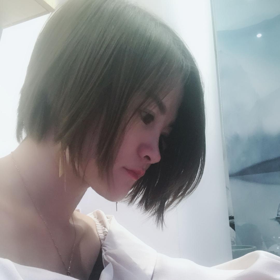 🤴 ZHOU思言 🤴