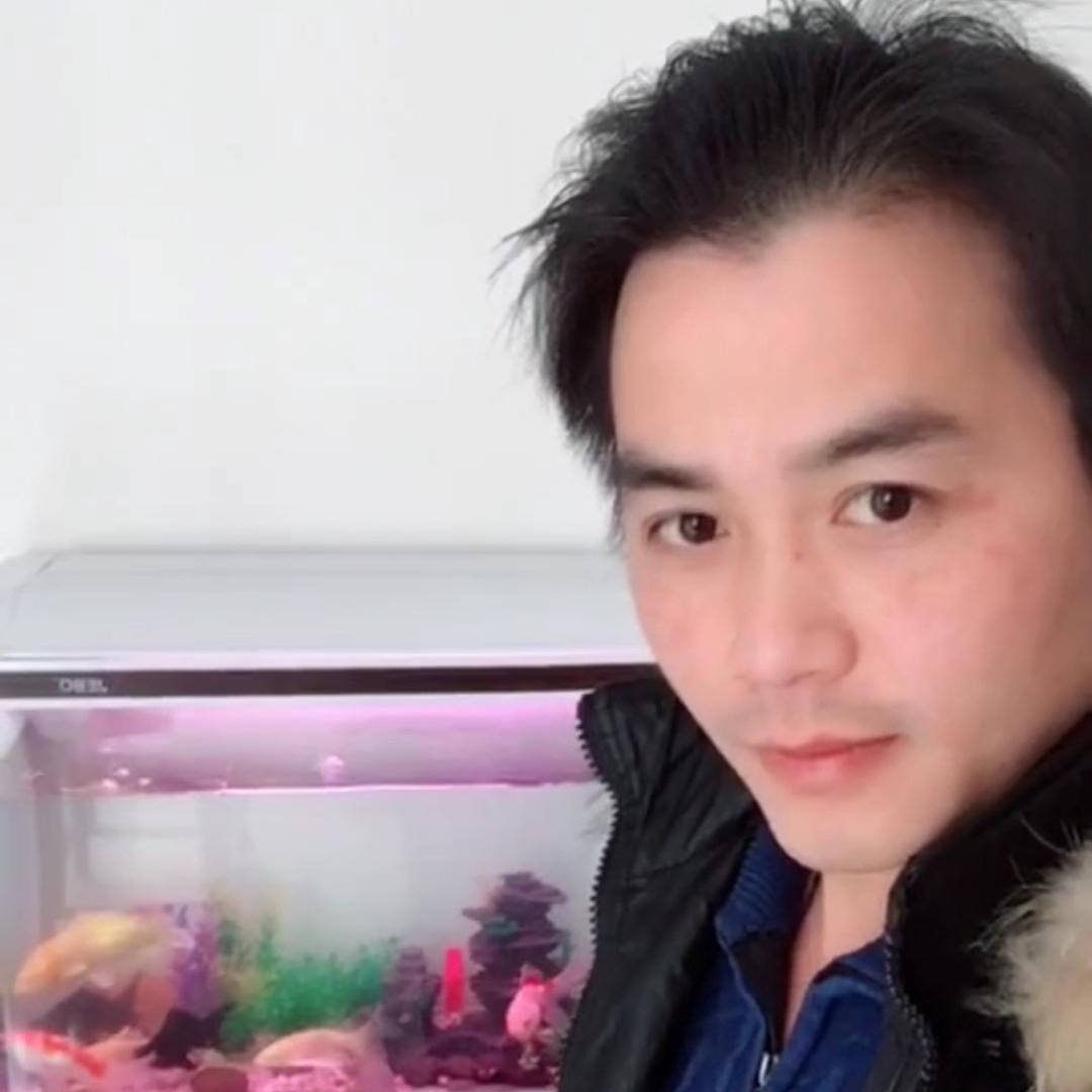 lucky耀耀