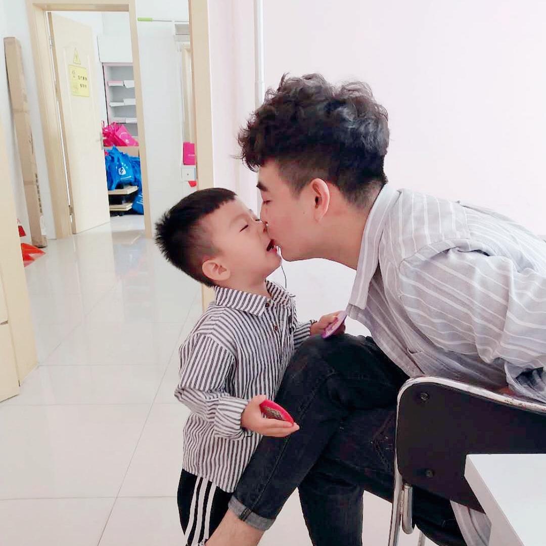 优优的帅爹