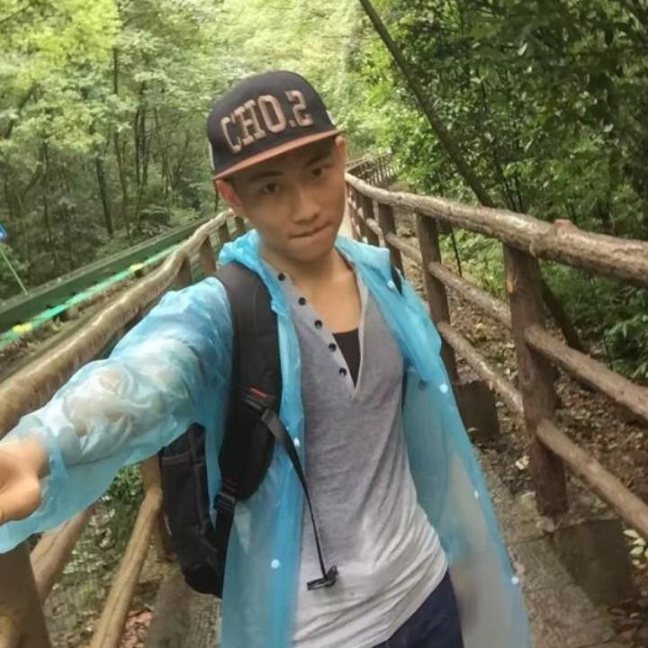 贺先森的处女座