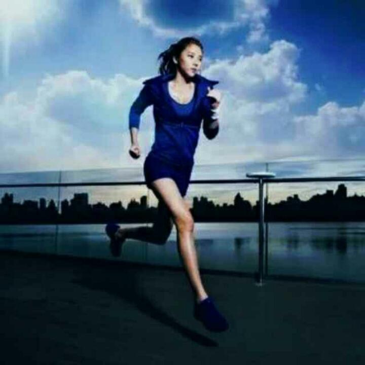 洋洋洋 D