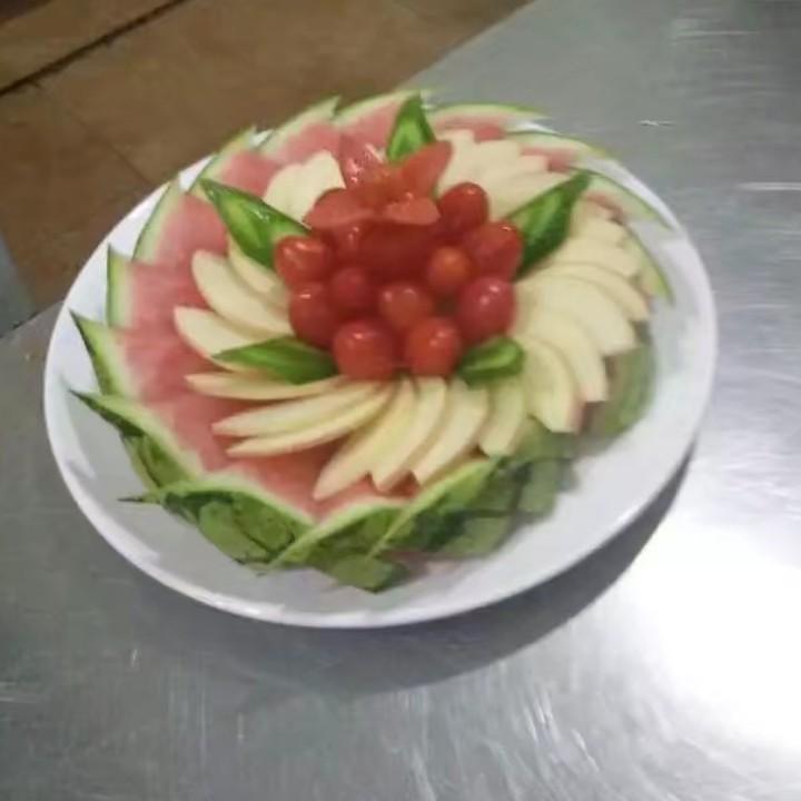 賈哥是一名单身没对象小厨师