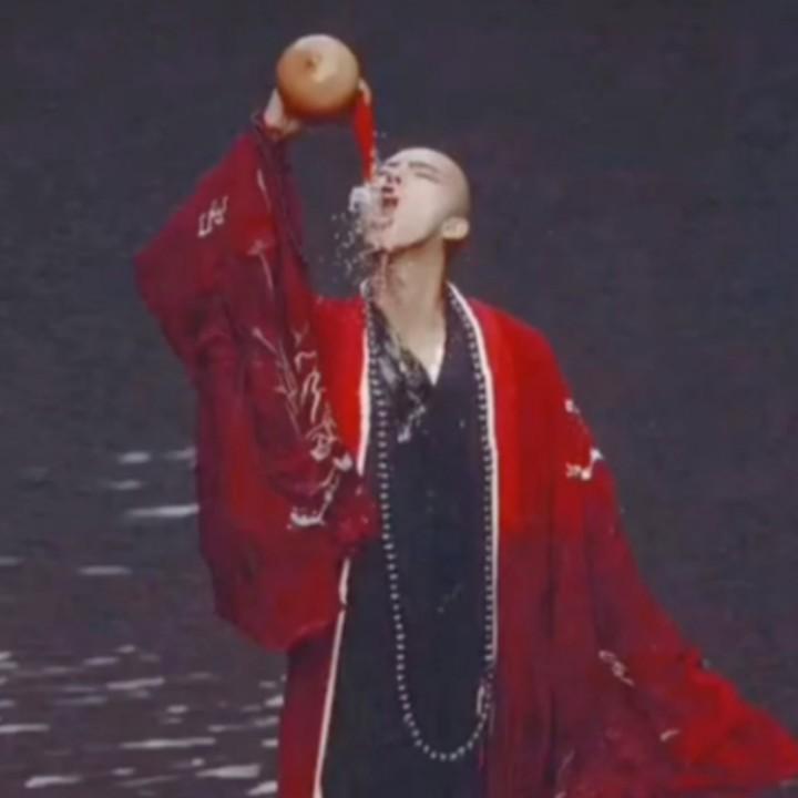 @慌缪的_年华🎉