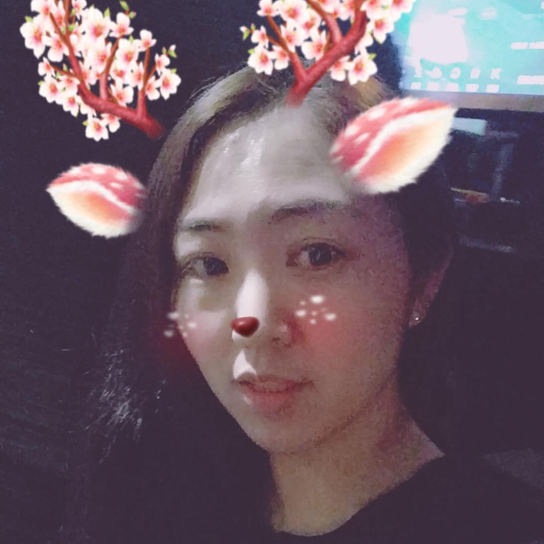 探店的小曼