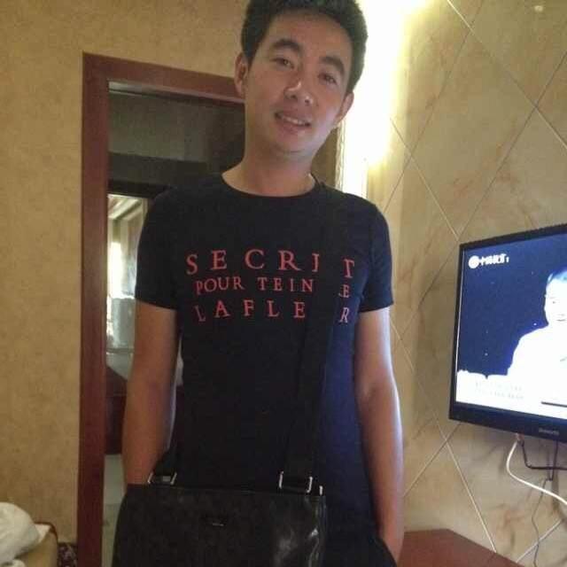 大表哥鲜牛肉湖都花苑门口