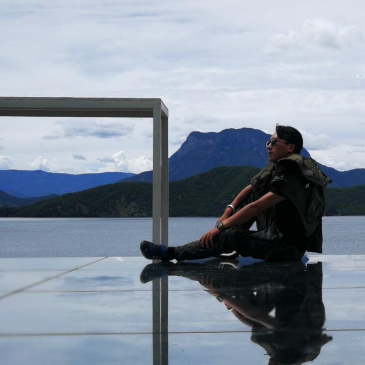 泸沽湖尔钦佰榮