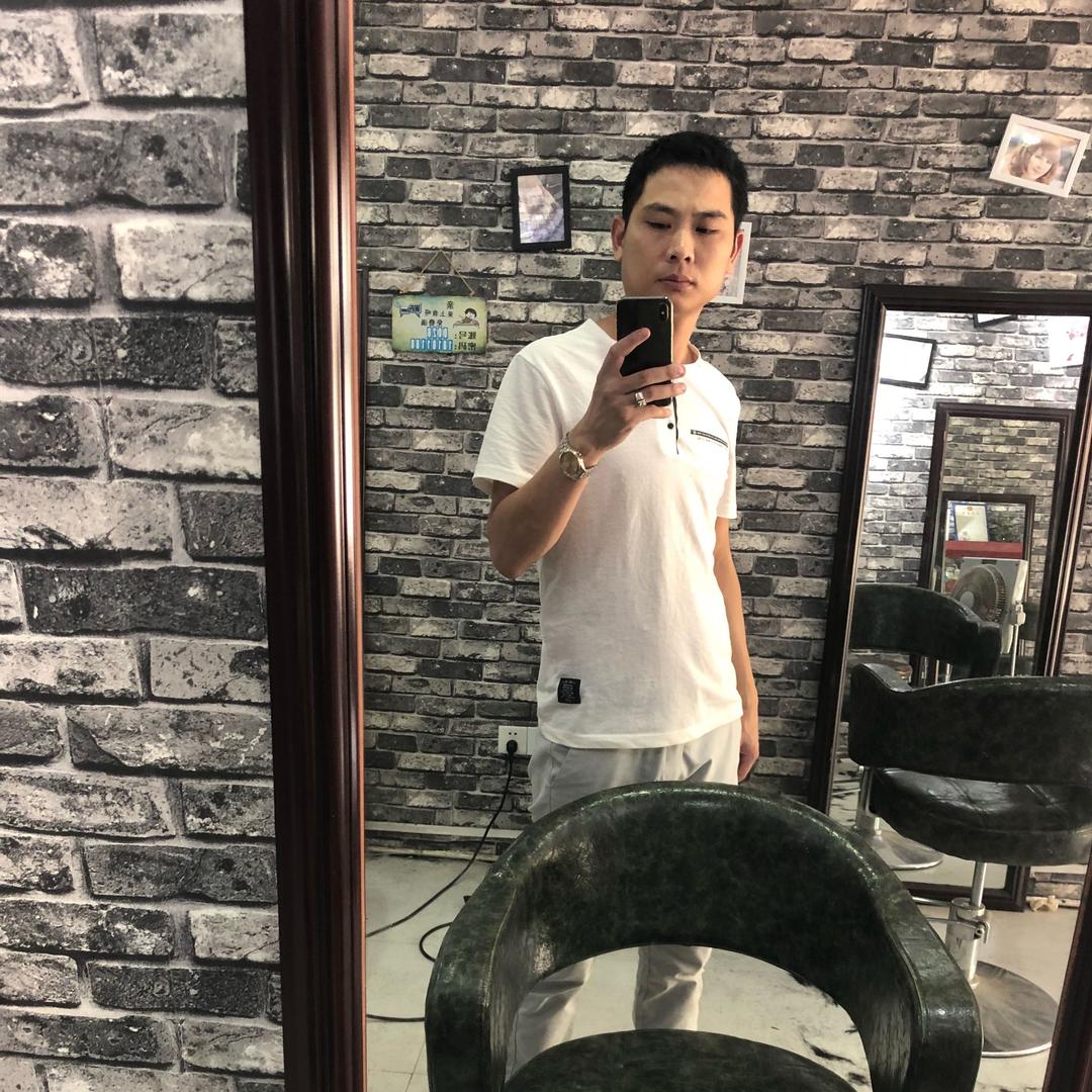 江西颂源封边条张坚