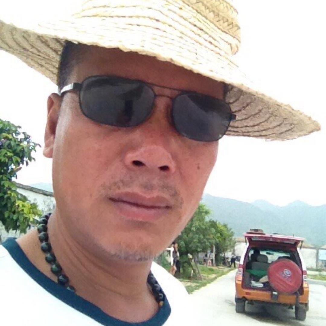 小车教练。锐