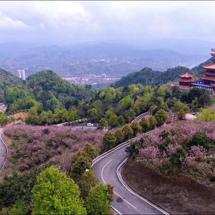 山高路远