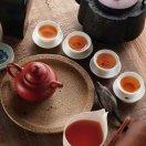朋友来喝茶。