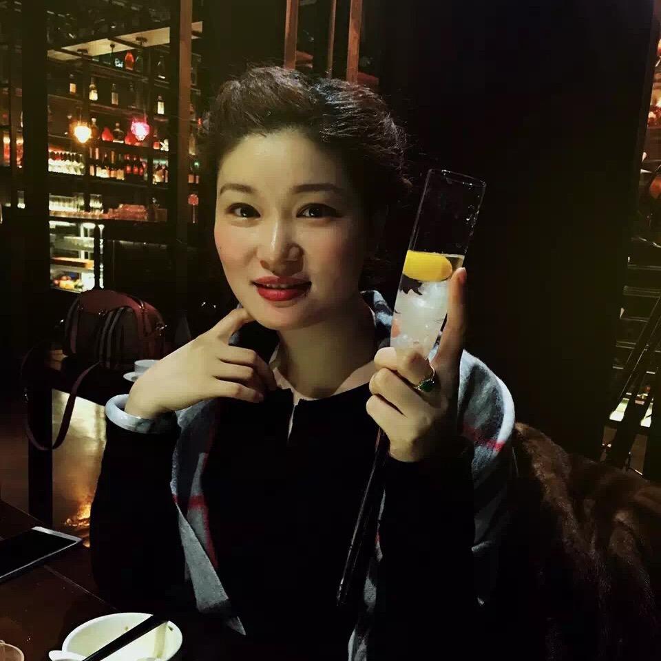 小酥梨🍬🎏🎷