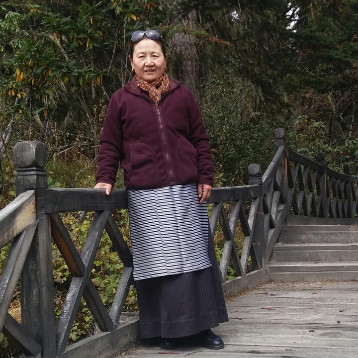 阿确