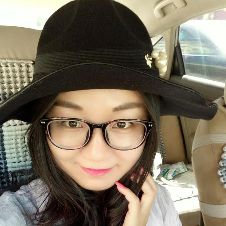 岳小妹吃喝玩乐