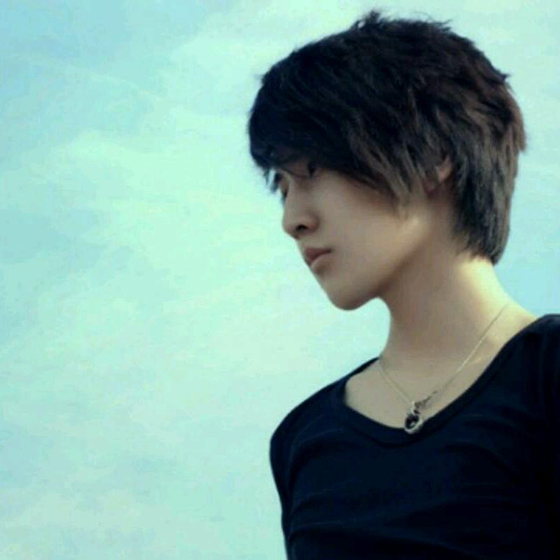 十八岁的心太簿太轻🌈