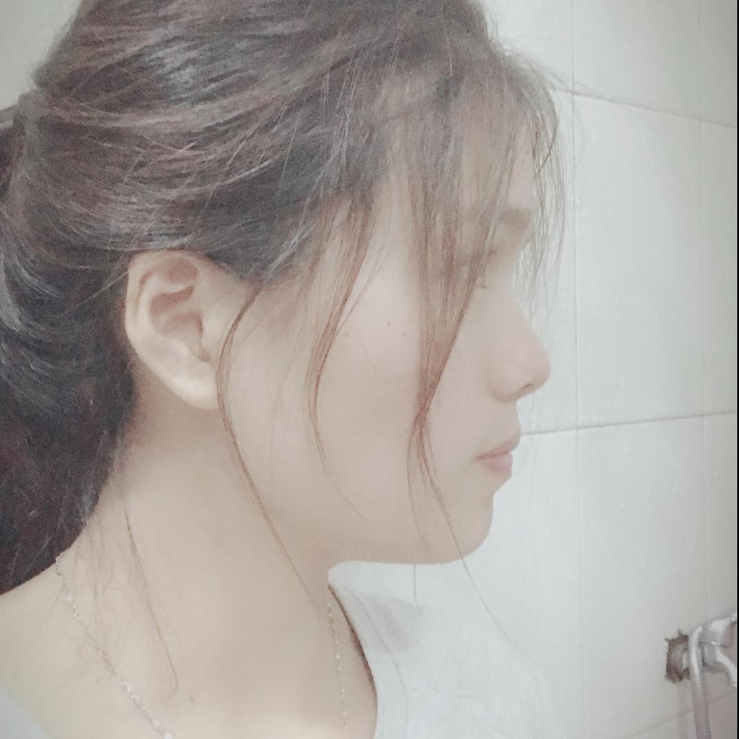 young 。