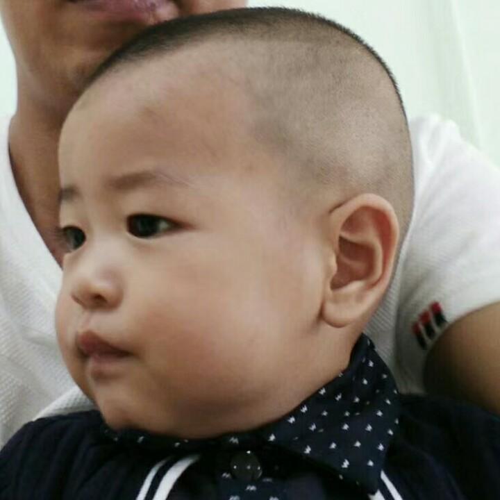 在人潮拥抱中你是我的唯一