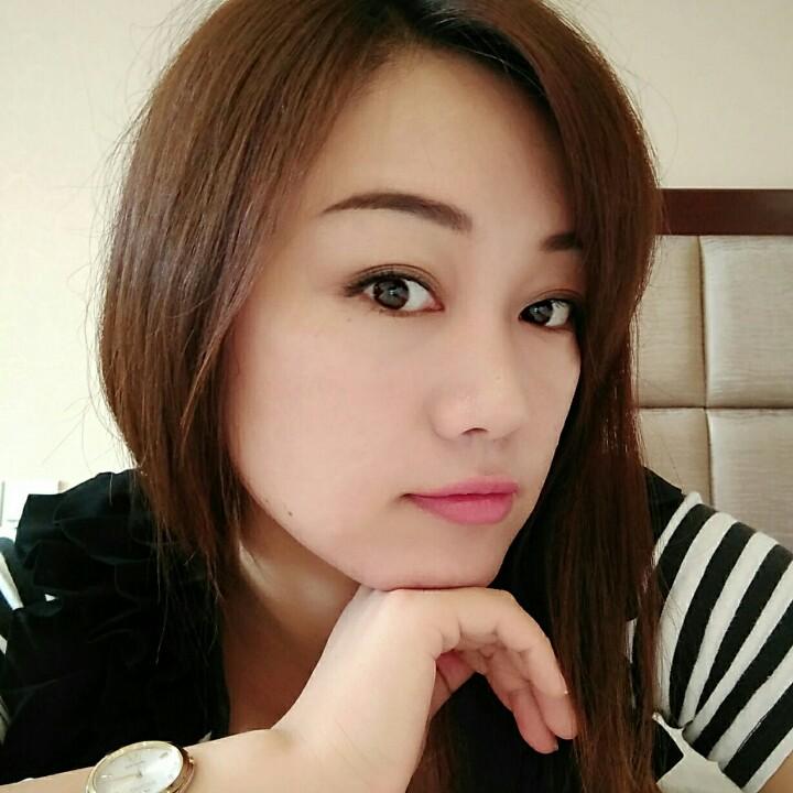 杨菲雪