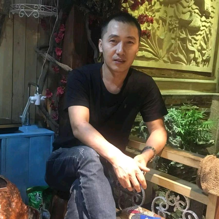 墙布、墙纸、地板旧房改造服务