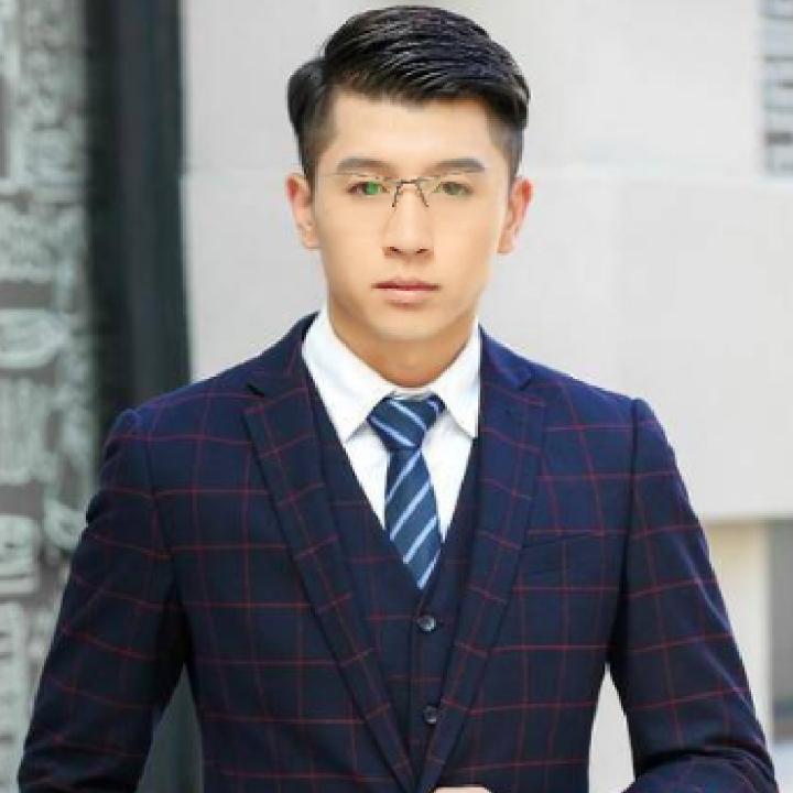 他们都叫我老吴