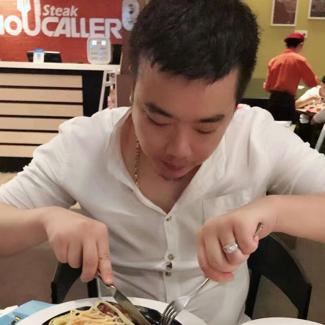 水悦铂庭一佛系余公子