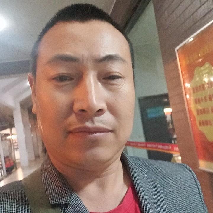 湖北伦哥
