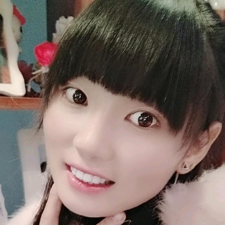 彩霞吖