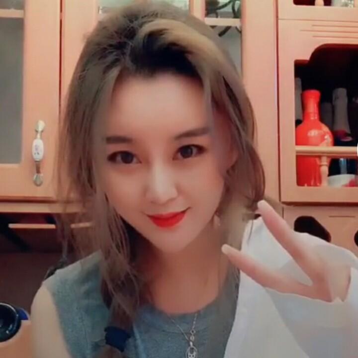 ⁼̴̤̆ ૢ♡酒窝姐姐⁼̴̤̆ ૢ♡