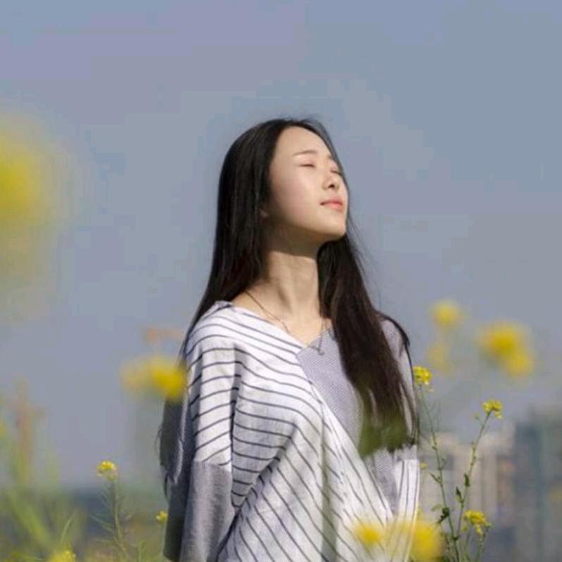 七七八