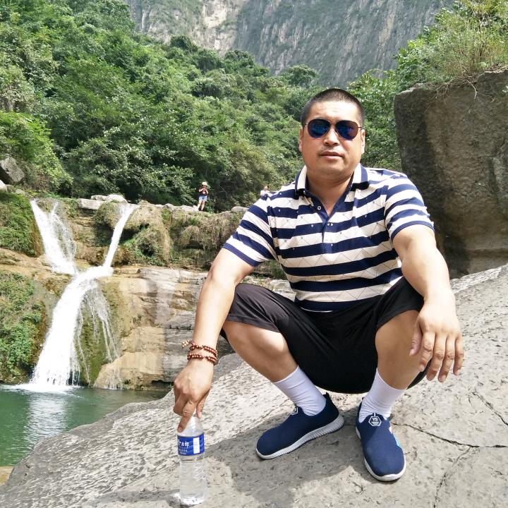 高村烟酒副食水产调料