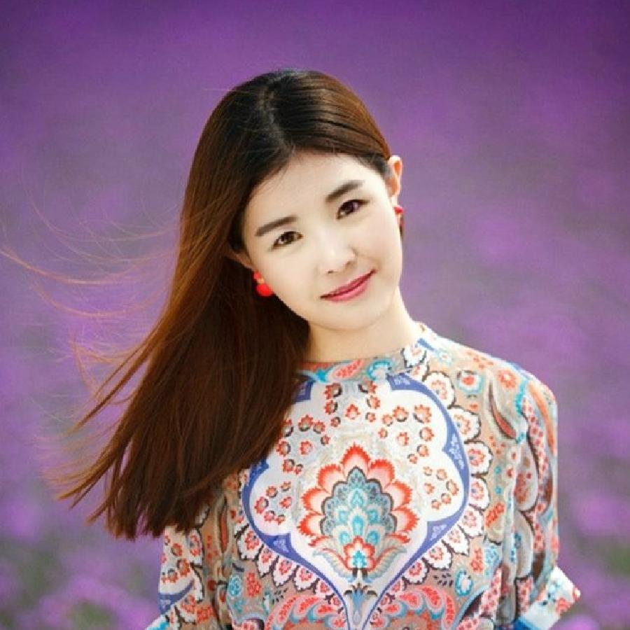 云艳紫然