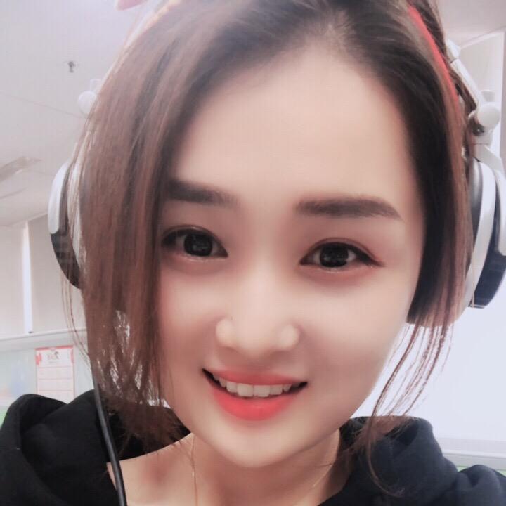 主持人康小雪