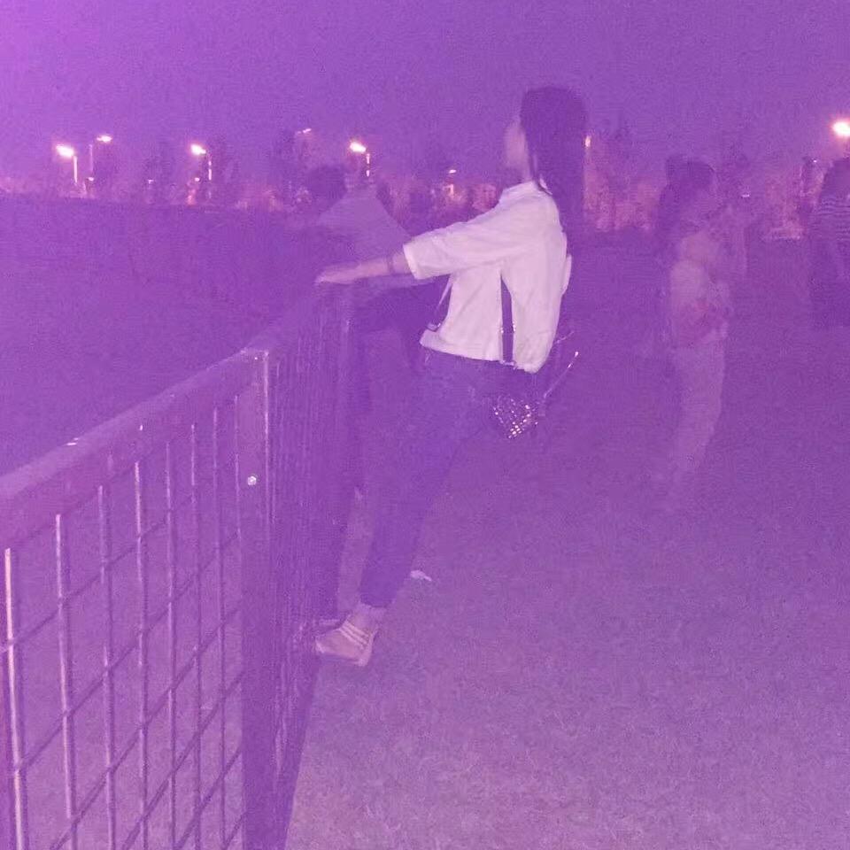 🍭🍬雨中漫步