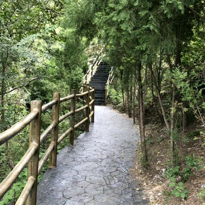 平阴磊