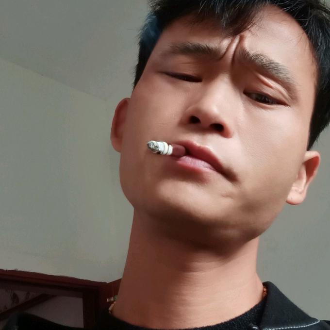 “谭”指一瞬间