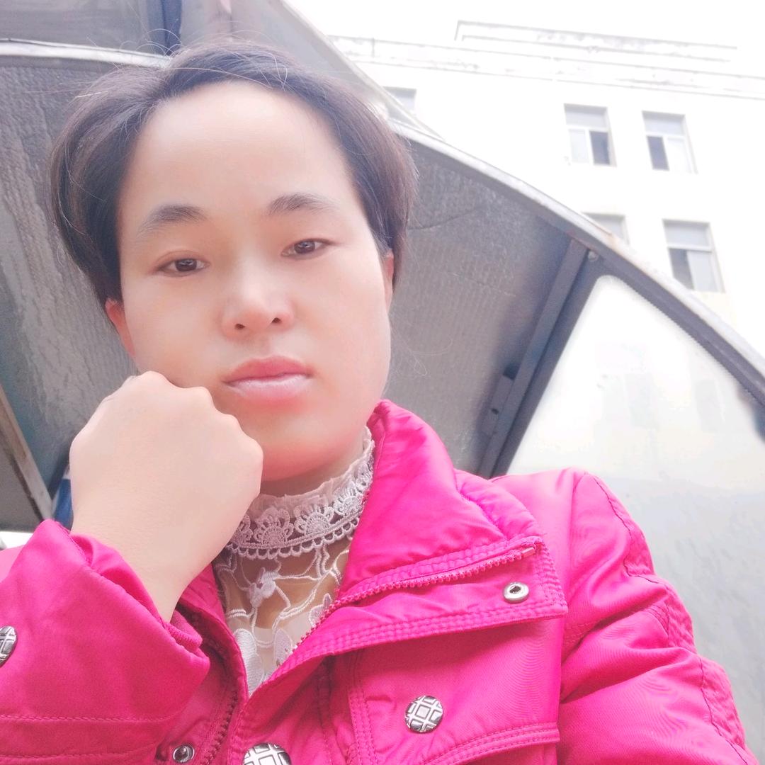 李雪芳。