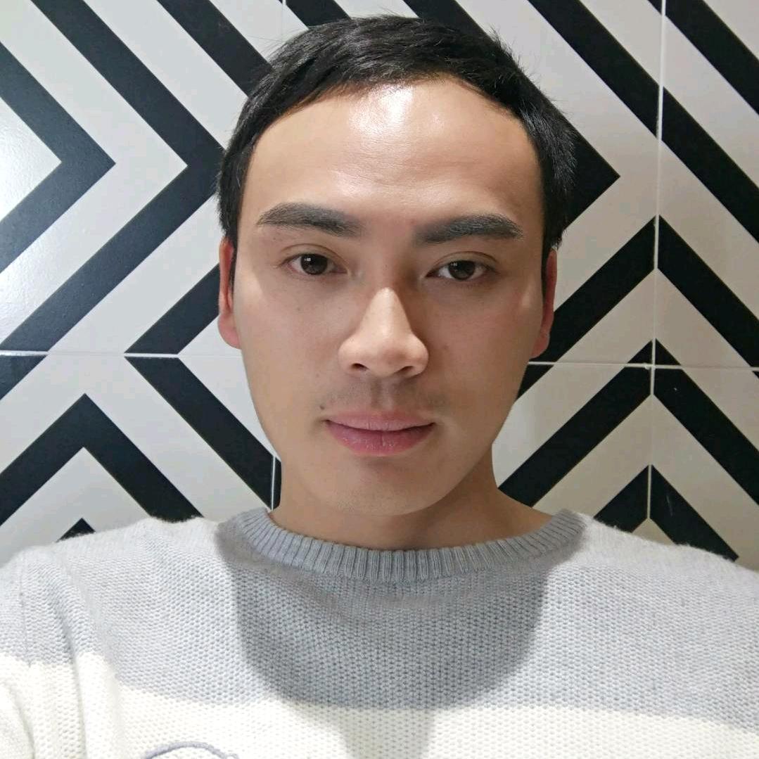 生而平凡^0^