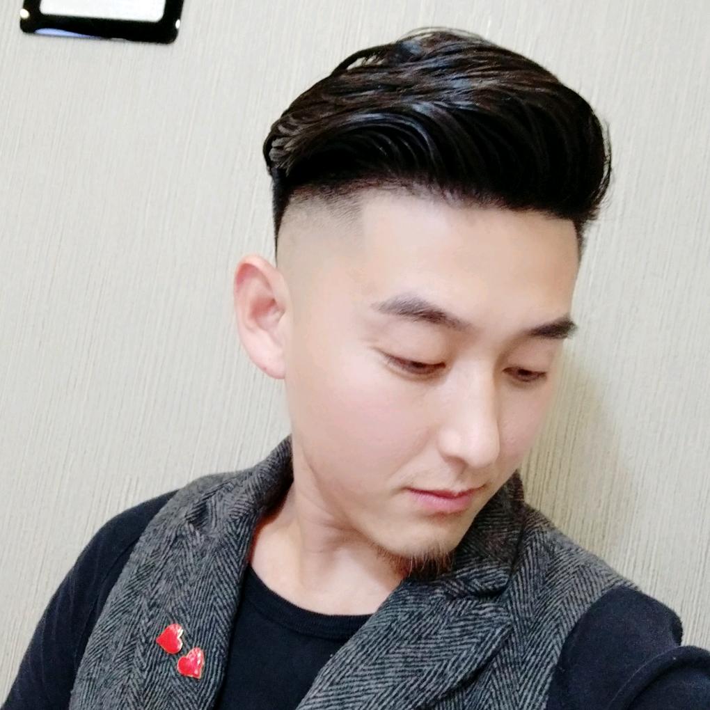 发型总监大卫