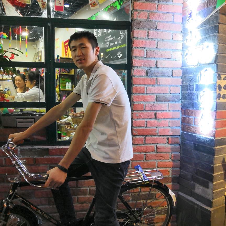 栀一爸
