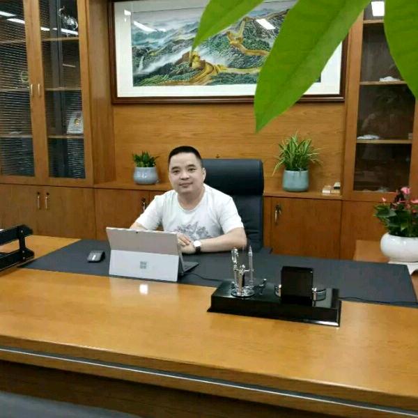 （果城）何二哥